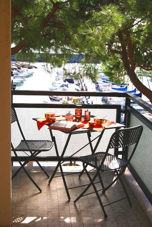 Apartamento La Terrazza Tra Pini E Mare San Bartolomeo Al Mare Habitación foto